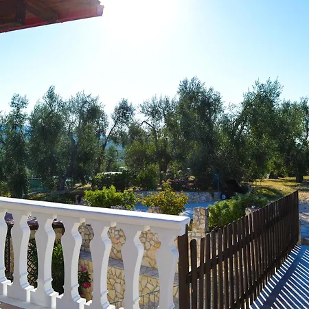 Bed and Breakfast Valle Degli Ulivi Rooms Βιέστε