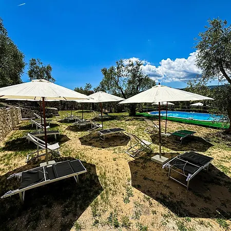 Valle Degli Ulivi 4* ויאסטה